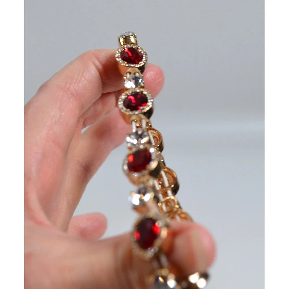 Gold Tone Stretch‎ Bracelet Red Faceted Setting Surrounded by Clear Rhinestones